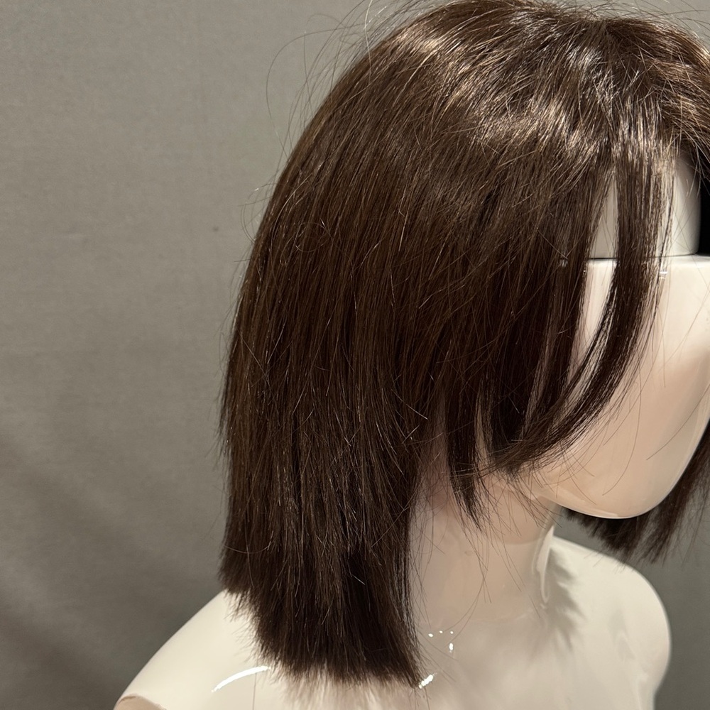 Esthetics Designs Elegant Brown Women's Wig it slight flaw look at pictures